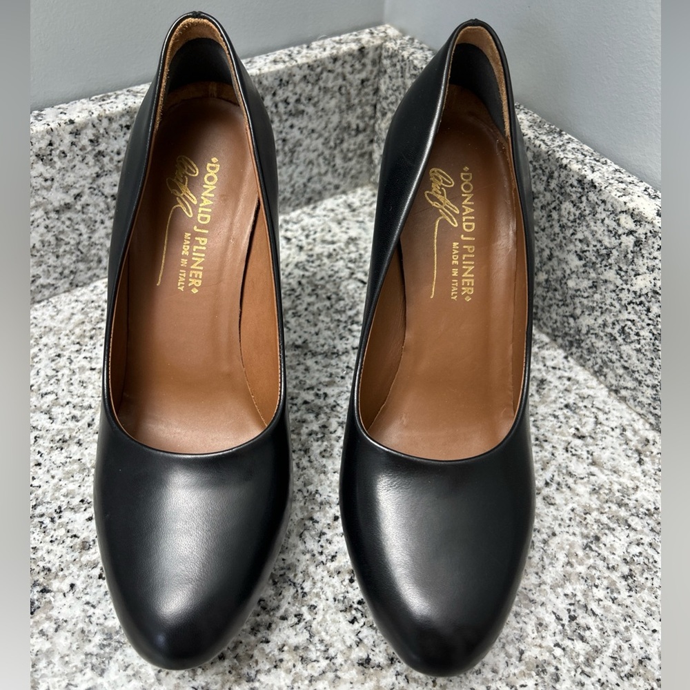 Donald J. Pliner Xenia Italian Made Classic Black Leather Platform Heels